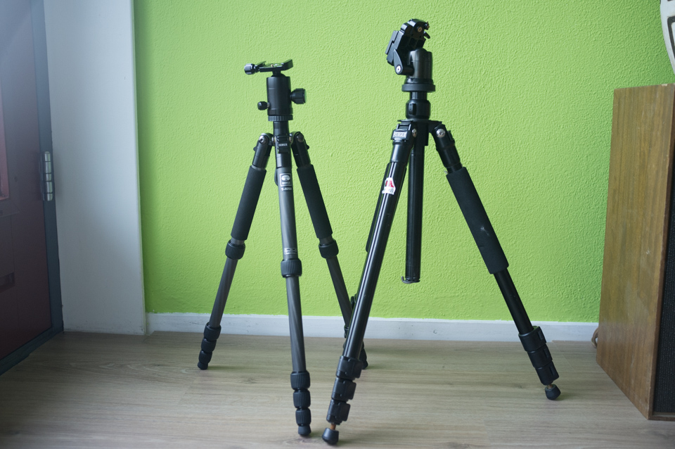 Sirui T-025X (left, one leg section extended) and Redged RTT-423 (right)